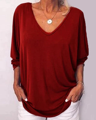 V-neck top buttoned back 3/4 sleeves 