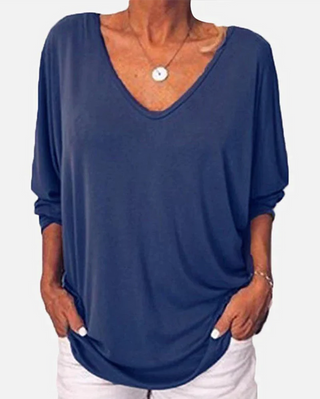 V-neck top buttoned back 3/4 sleeves 